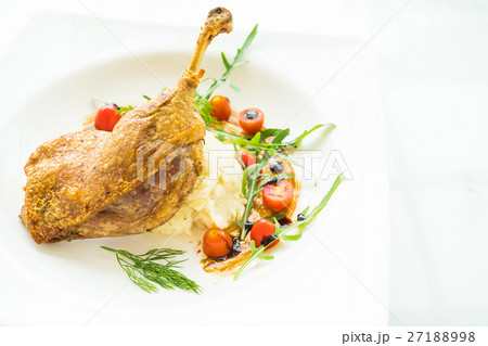 Fried leg duck with potato salad 27188998