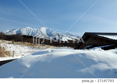 冬の秋田駒ヶ岳とアルパこまくさ 冬の秋田駒ヶ岳とアルパこまくさ 27197763