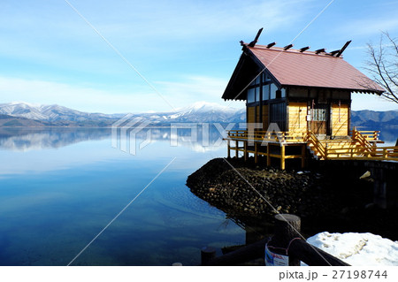 田沢湖潟尻の浮木神社 田沢湖潟尻の浮木神社 27198744