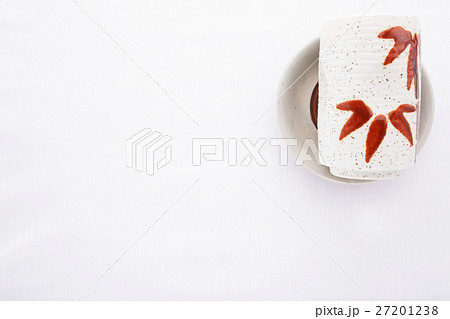 Handmade Japanese traditional pottery 27201238