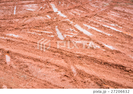Mud road after the rain . 27206632