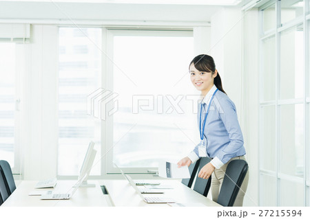 ビジネスウーマン 27215594