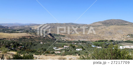 Typical rural landscape. Andalusia, Spain Typical rural landscape. Andalusia, Spain 27217709