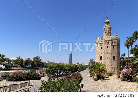Torre del Oro or Golden Tower,Seville, Spain Torre del Oro or Golden Tower,Seville, Spain 27217988