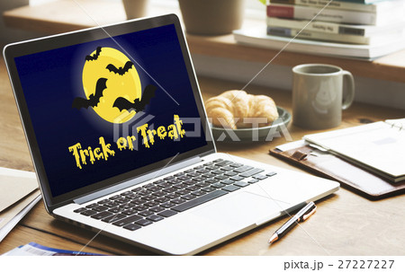 Halloween Trick Treat Spooky Creepy Pumpkin Concept 27227227