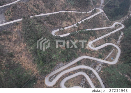 Zhangjiajie Tianmenshan Mountain 27232948