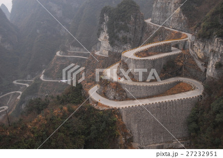 Zhangjiajie Tianmenshan Mountain 27232951