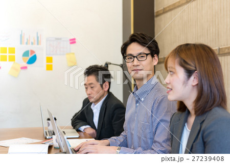 ビジネスマン　撮影協力:RYOZAN PARK大塚 27239408