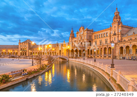 Canal and bridge on Plaza de Espana in Seville Canal and bridge on Plaza de Espana in Seville 27240349