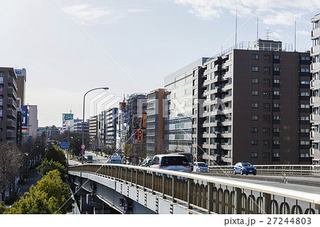 新横浜駅北口風景 27244803