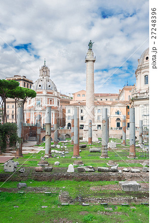 Forum - Roman ruins in Rome, Italy 27248396