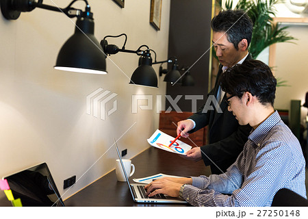 ビジネスマン　撮影協力:RYOZAN PARK大塚 27250148