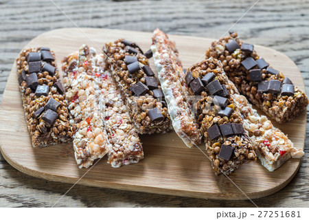 Granola bars with dried berries and chocolate Granola bars with dried berries and chocolate 27251681