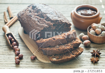 Loaf of banana-chocolate bread Loaf of banana-chocolate bread 27251853