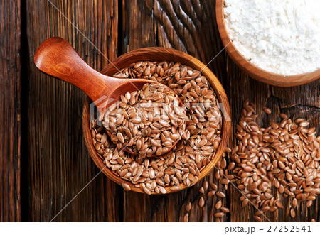 flax seed and flour 27252541