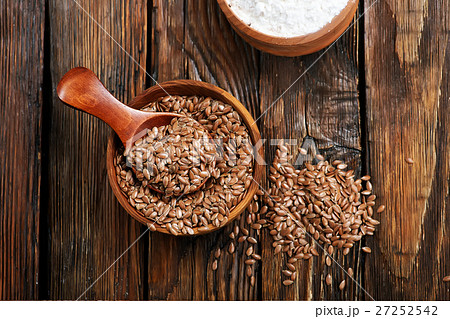 flax seed and flour 27252542