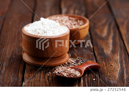 flax seed and flour 27252548