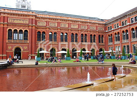 ロンドン紀行 その277 : ヴィクトリア・アンド・アルバート博物館 ロンドン紀行 その277 : ヴィクトリア・アンド・アルバート博物館 27252753