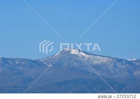 快晴に映える焼石連峰 経塚山に雪 快晴に映える焼石連峰 経塚山に雪 27253712