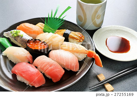 おいしそうな江戸前寿司の写真素材