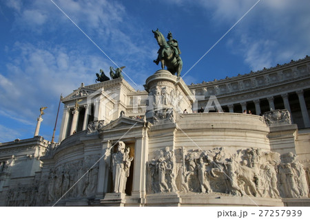 ヴィットーリオ エマヌエーレ2世記念堂の写真素材