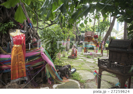 THAILAND BANGKOK PHALLIC SHRINE PENIS 27259624