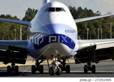 飛行機の顔 飛行機の顔 27261466