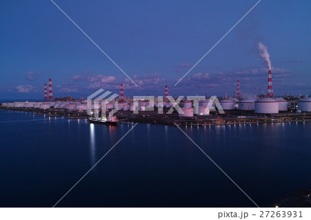 夕暮れのコンビナート 夕暮れのコンビナート 27263931