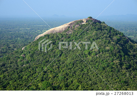 シギリヤ・ロック頂上よりの眺望　スリランカ 27268013
