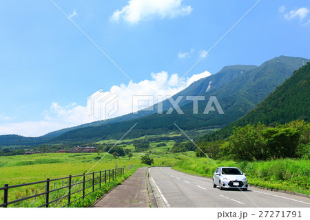 夏の久住高原ドライブイメージ　（ガンジーファーム付近） 27271791