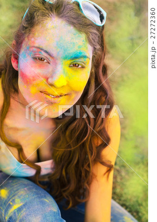 Pportrait of a young woman getting spa treatment Pportrait of a young woman getting spa treatment 27272360