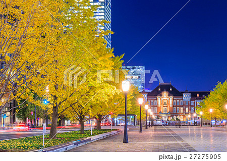 東京　行幸通りからの東京駅周辺の夜景 27275905