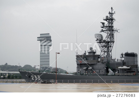 護衛艦「ちくま」と大洗マリンタワー 護衛艦「ちくま」と大洗マリンタワー 27276083