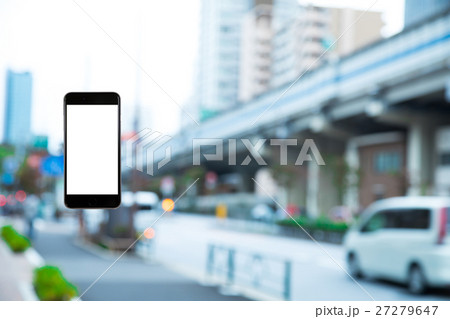 スマホ 携帯電話 スマートフォン 都市風景 東京 不動産イメージ 都会 スマホ 携帯電話 スマートフォン 都市風景 東京 不動産イメージ 都会 27279647