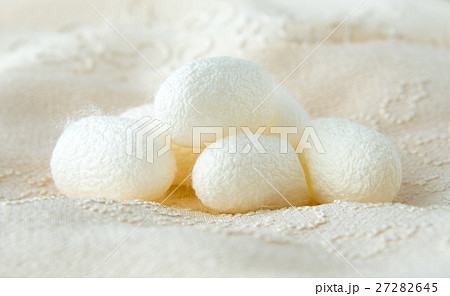 繭玉　正絹　シルク　ちりめん　小正月 27282645