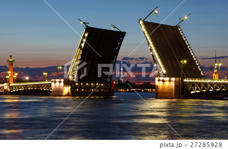 Architecture and design 27285928