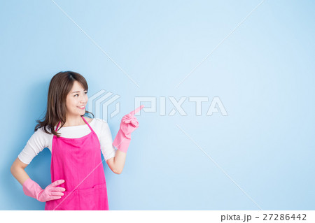 housewife show something to you housewife show something to you 27286442