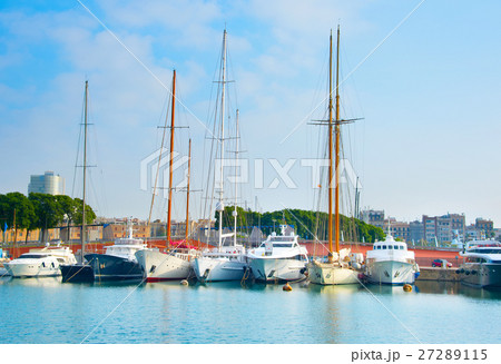 Port Vell marina. Barcelona, Spain 27289115