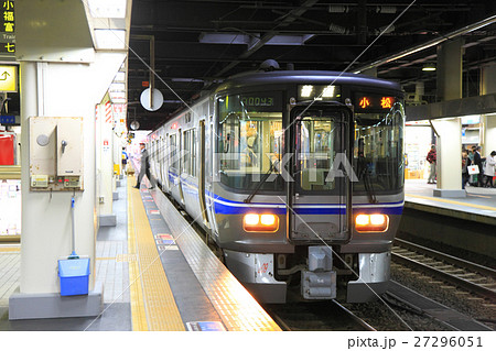 北陸本線 普通列車 金沢駅 27296051