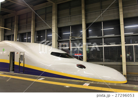 越後湯沢駅 E4系 Max 新幹線電車 上越新幹線 27296053