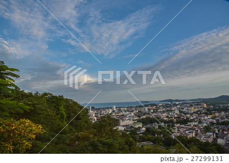 sky with clouds and sun 27299131