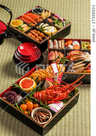 代表的な折詰　日本食　Japanese food set 27300031