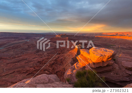 Canyonlands Canyonlands 27302321