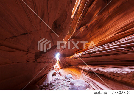 Happy canyon Happy canyon 27302330