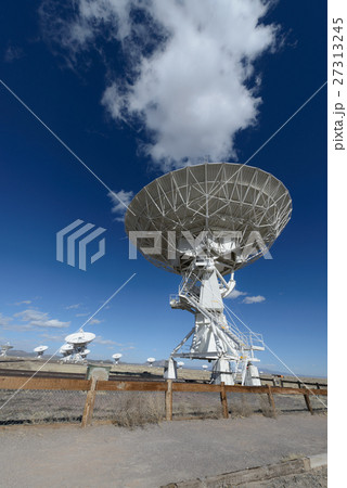 Huge antenna dish at Very Large Array 27313245