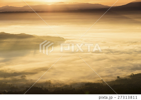 阿蘇山の雲海 阿蘇山の雲海 27313811