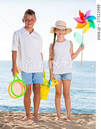 two kids toys beach 27322986