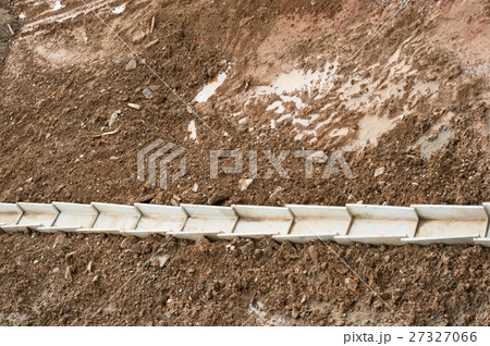 View to  the construction of the road type.  27327066