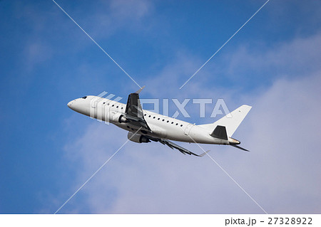 エンブラエル ERJ-170-100 (ERJ-170STD) 27328922