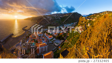 Town Ribeira Brava - Madeira Portugal 27332405